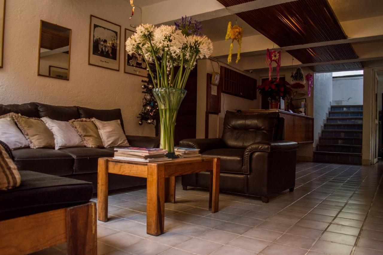 ホテルMeson La Casa De クエルナバカ エクステリア 写真